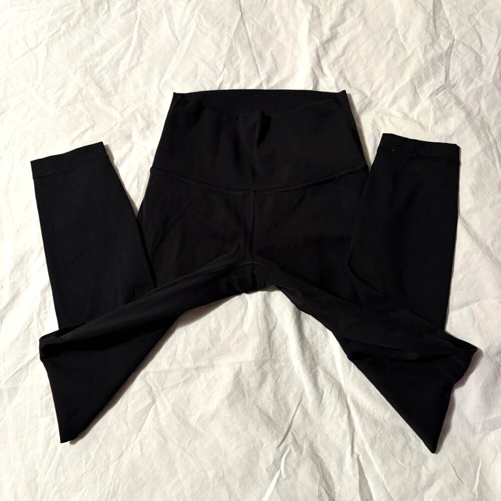 EXCELLENT Lululemon Wunder Under High-Rise Tight 28" Luxtreme Black Leggings 0 - Picture 5 of 8